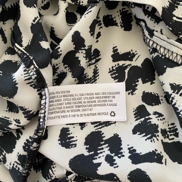 Merona sleeveless blouse, size medium - Picture 5 of 6